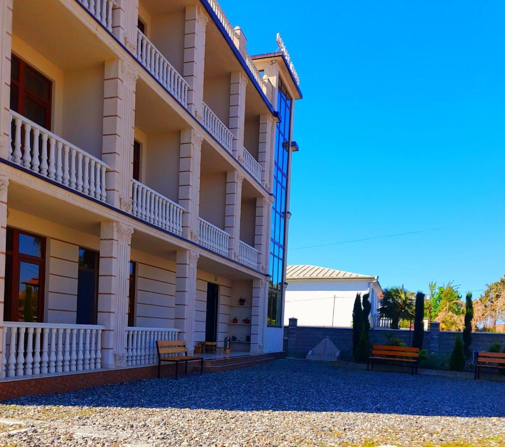 Golden House Otel Anaklia Dış mekan fotoğraf